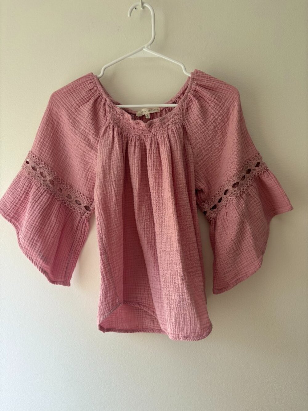 Maison + Hudson Mauve Pink Gauze Bell Sleeve Crochet Lace Boho Top - Size S